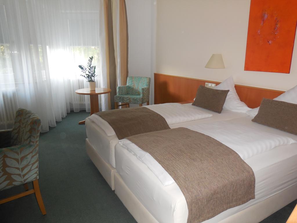 Hotel Schober Freiberg am Neckar Chambre photo